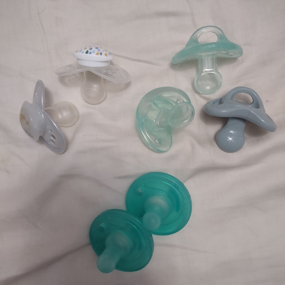 pacifier lot
